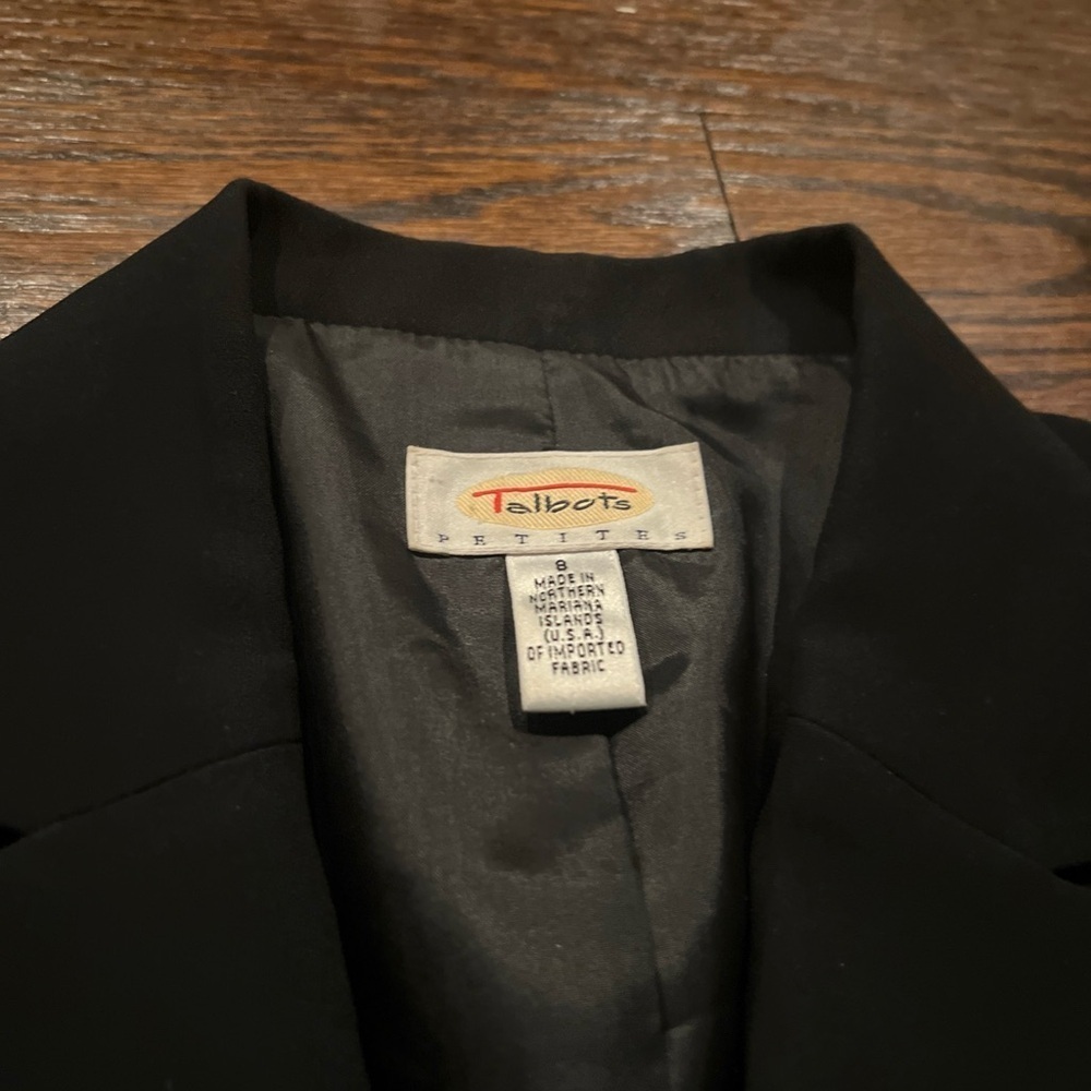 Talbots Women's Size 8 Blazer Black Shoulder Pads 3 Button Lined USA - Picture 4 of 5